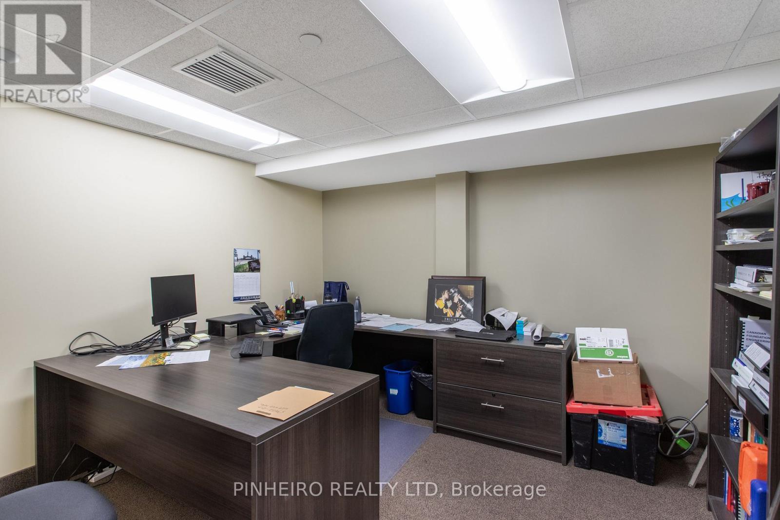 L20 - 123 St George Street, London East, Ontario  N6A 3A1 - Photo 8 - X12972878