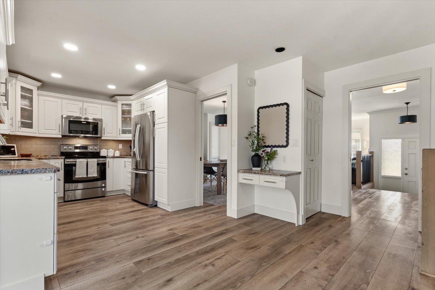 45201 Redwood Avenue, Sardis South, Chilliwack, British Columbia  V2R 1W2 - Photo 14 - R3108392