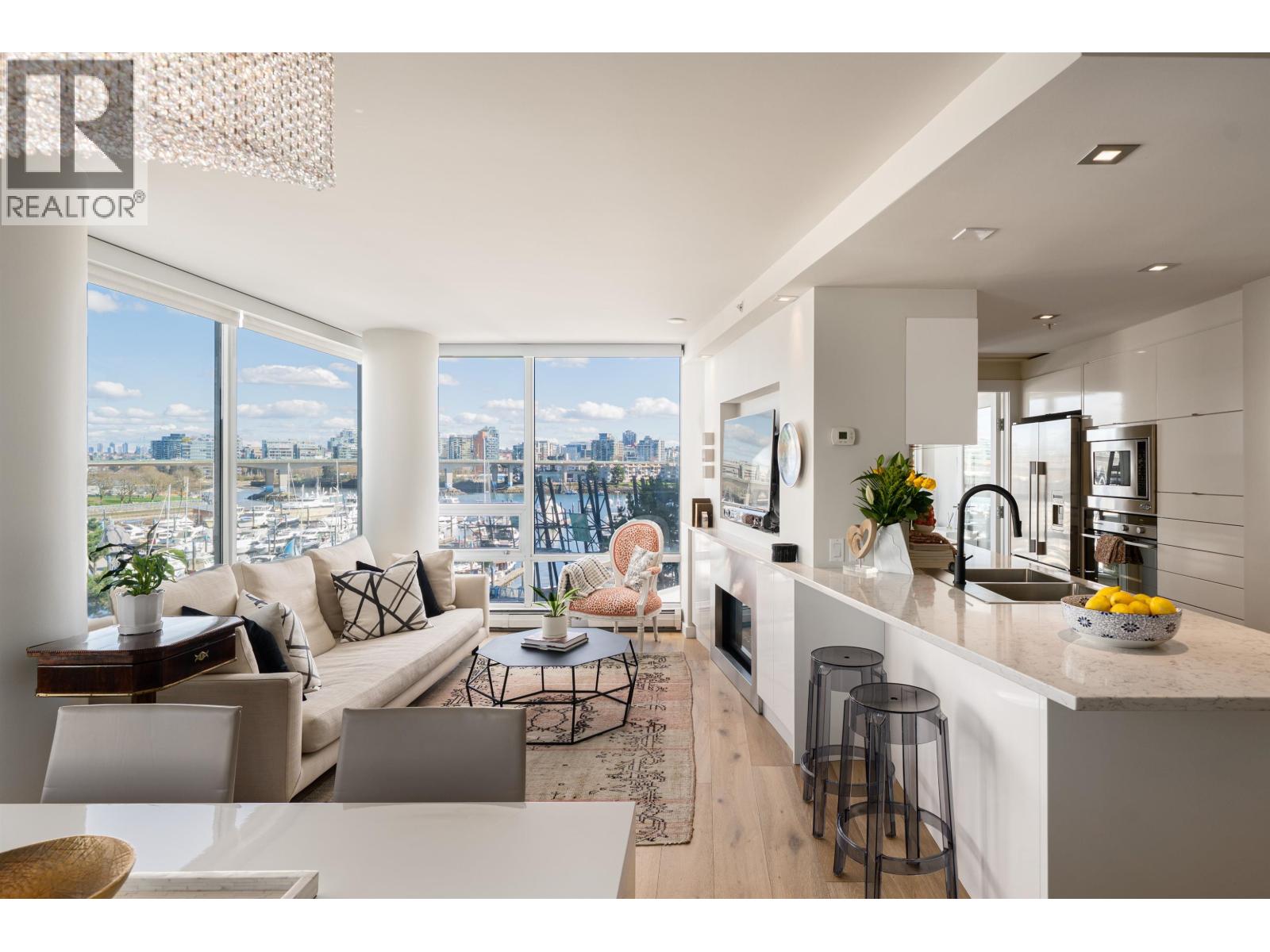 505 1201 Marinaside Crescent, Vancouver, British Columbia  V6Z 2V2 - Photo 7 - R3108396