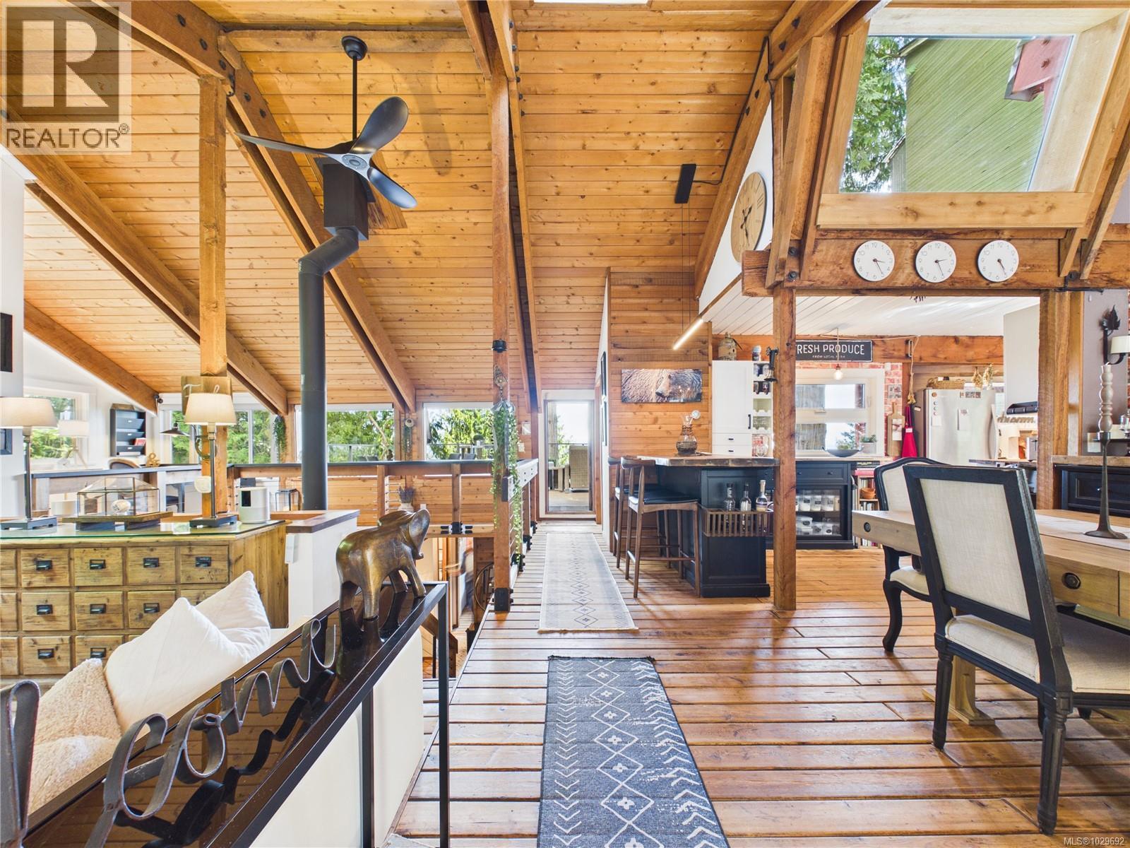 182 Devine Dr, Salt Spring, British Columbia  V8K 2H5 - Photo 3 - 1029692