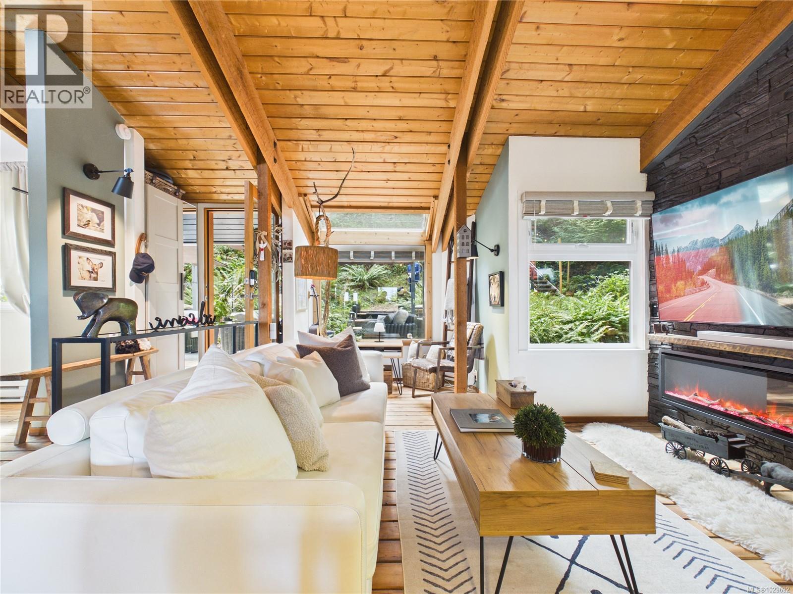 182 Devine Dr, Salt Spring, British Columbia  V8K 2H5 - Photo 4 - 1029692