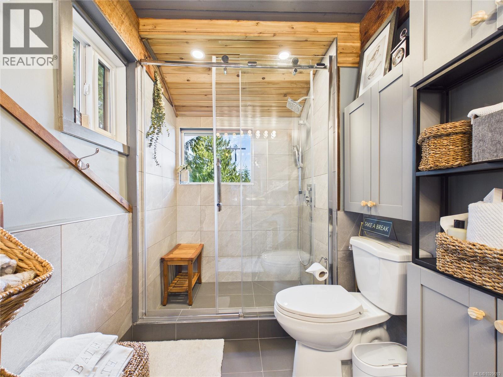 182 Devine Dr, Salt Spring, British Columbia  V8K 2H5 - Photo 36 - 1029692