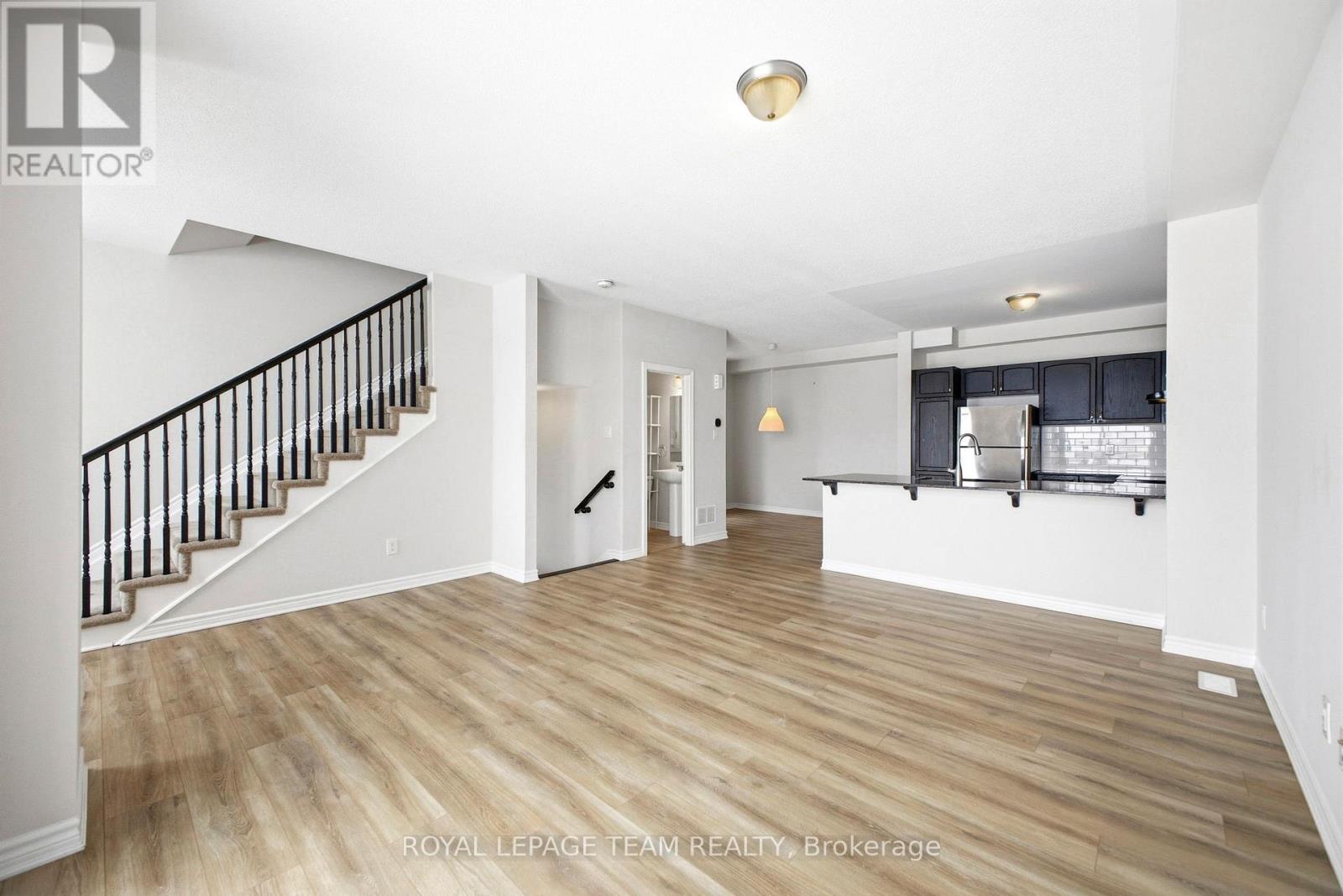 362 Aphelion Crescent, Ottawa, Ontario  K2J 6N4 - Photo 6 - X12972758