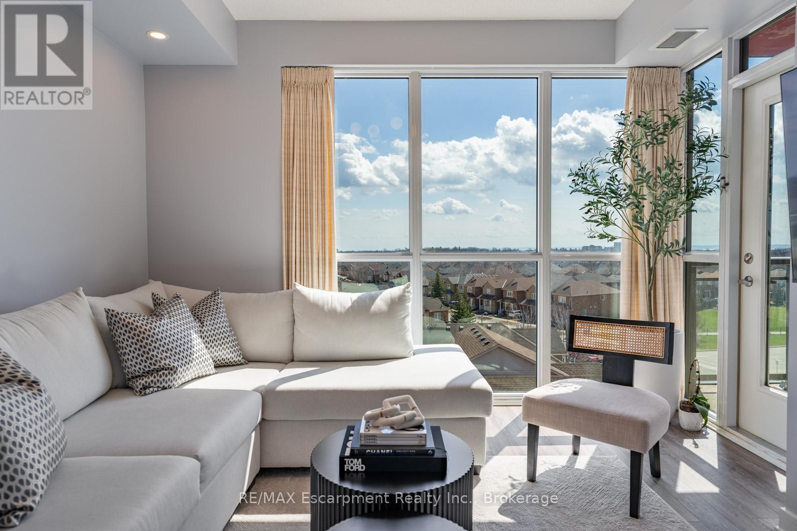 516 - 5220 Dundas Street, Burlington, Ontario  L7L 0J4 - Photo 17 - W12972904