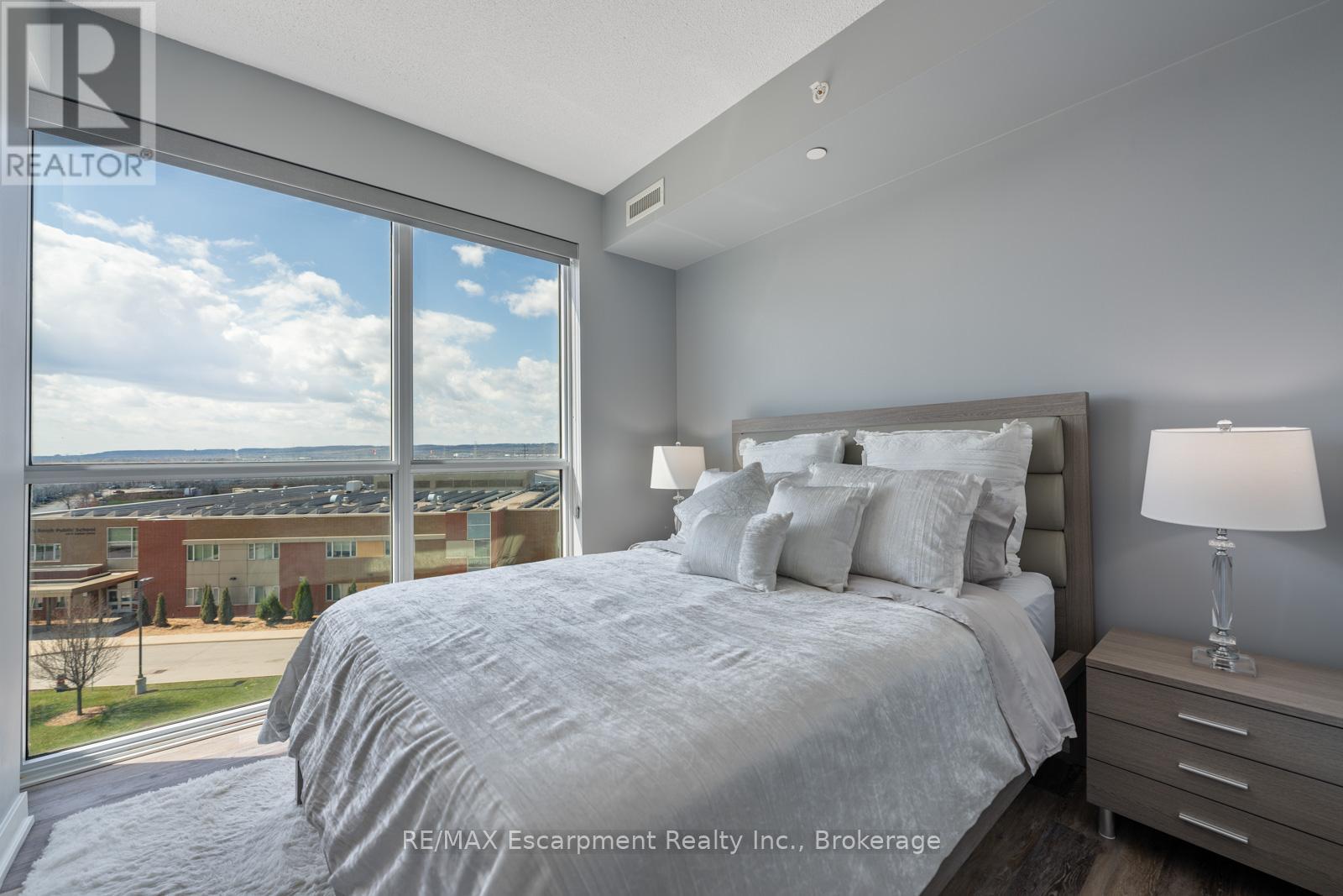 516 - 5220 Dundas Street, Burlington, Ontario  L7L 0J4 - Photo 21 - W12972904