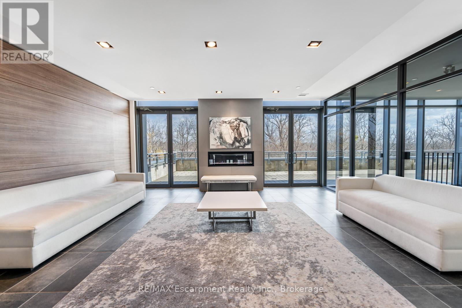 516 - 5220 Dundas Street, Burlington, Ontario  L7L 0J4 - Photo 30 - W12972904