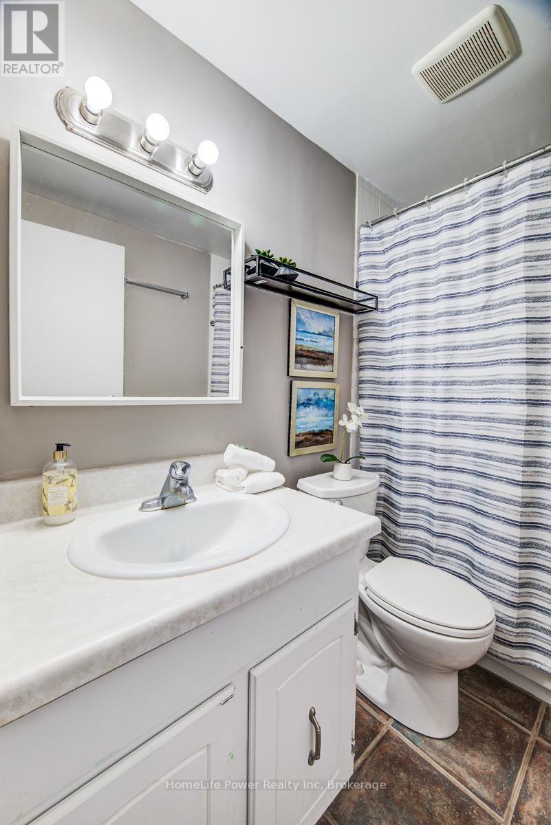 303 - 4 Avalon Place, Kitchener, Ontario  N2M 4N6 - Photo 25 - X12972884