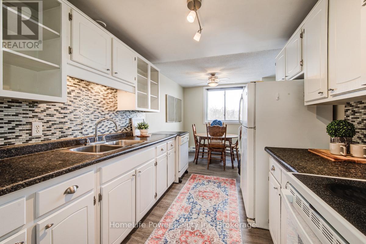 303 - 4 Avalon Place, Kitchener, Ontario  N2M 4N6 - Photo 6 - X12972884