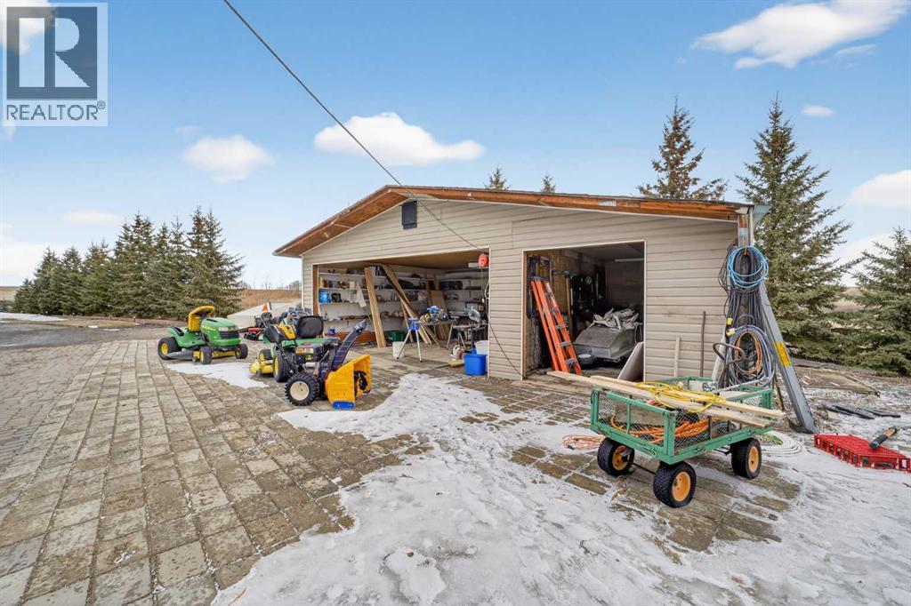 10, 30245 Range Road 12, Rural Mountain View County, Alberta  T0M 0N0 - Photo 45 - A2299460