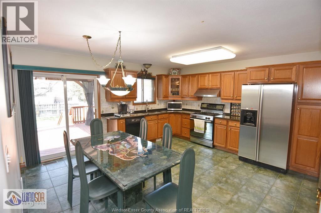 4450 Cherry Hill Rd, Windsor, Ontario  N9G 2P5 - Photo 12 - 26007516