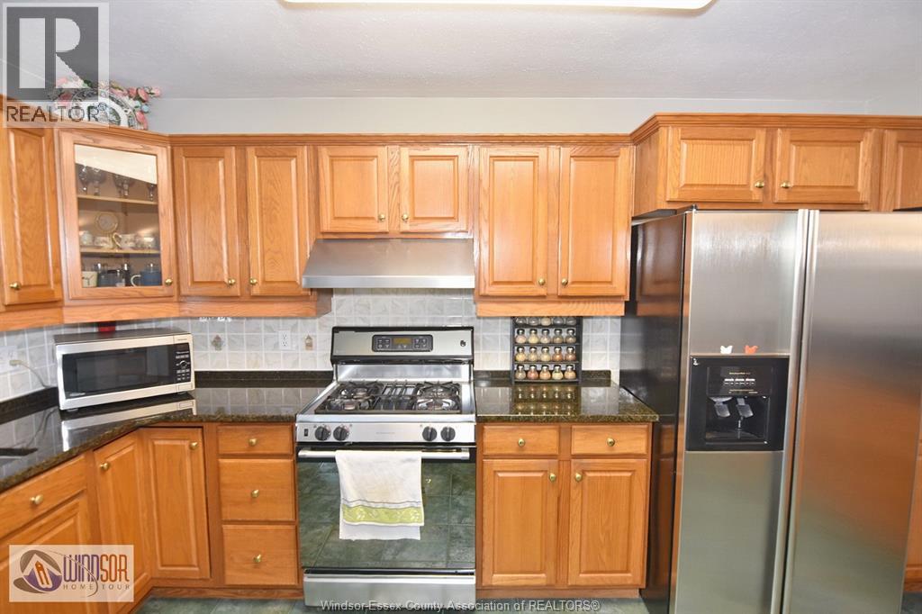 4450 Cherry Hill Rd, Windsor, Ontario  N9G 2P5 - Photo 14 - 26007516