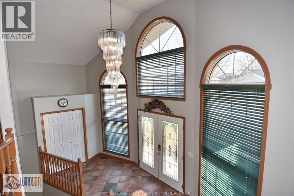 4450 Cherry Hill Rd, Windsor, Ontario  N9G 2P5 - Photo 6 - 26007516