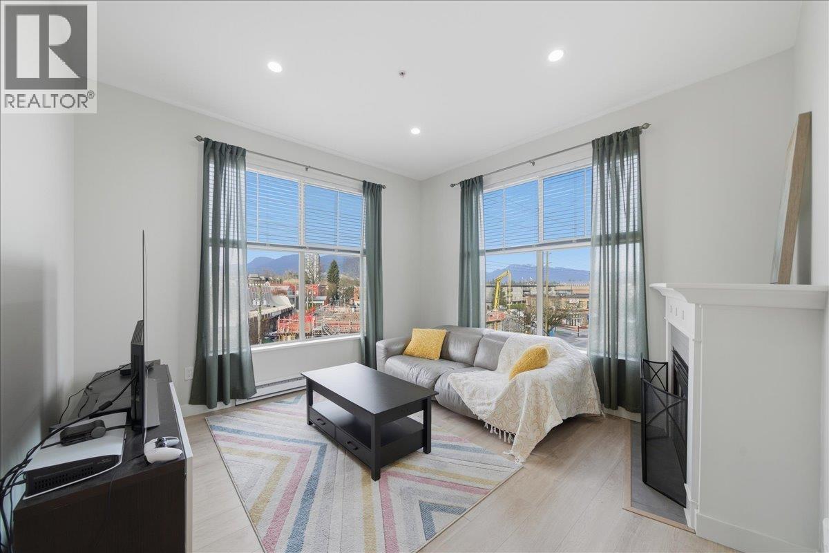 410 2478 SHAUGHNESSY STREET, Port Coquitlam, British Columbia