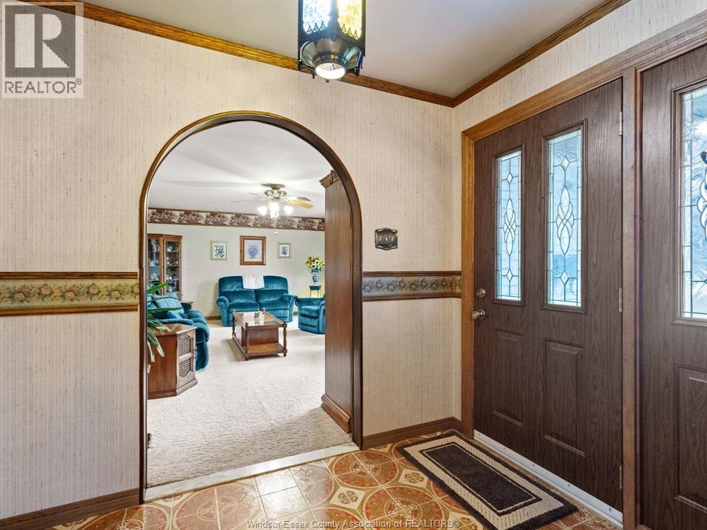 4960 Huron Church Line Road, Lasalle, Ontario  N9H 1H4 - Photo 7 - 26007379