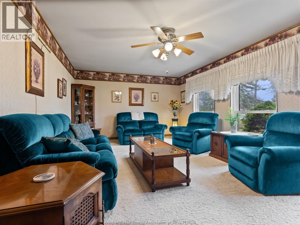 4960 Huron Church Line Road, Lasalle, Ontario  N9H 1H4 - Photo 9 - 26007379