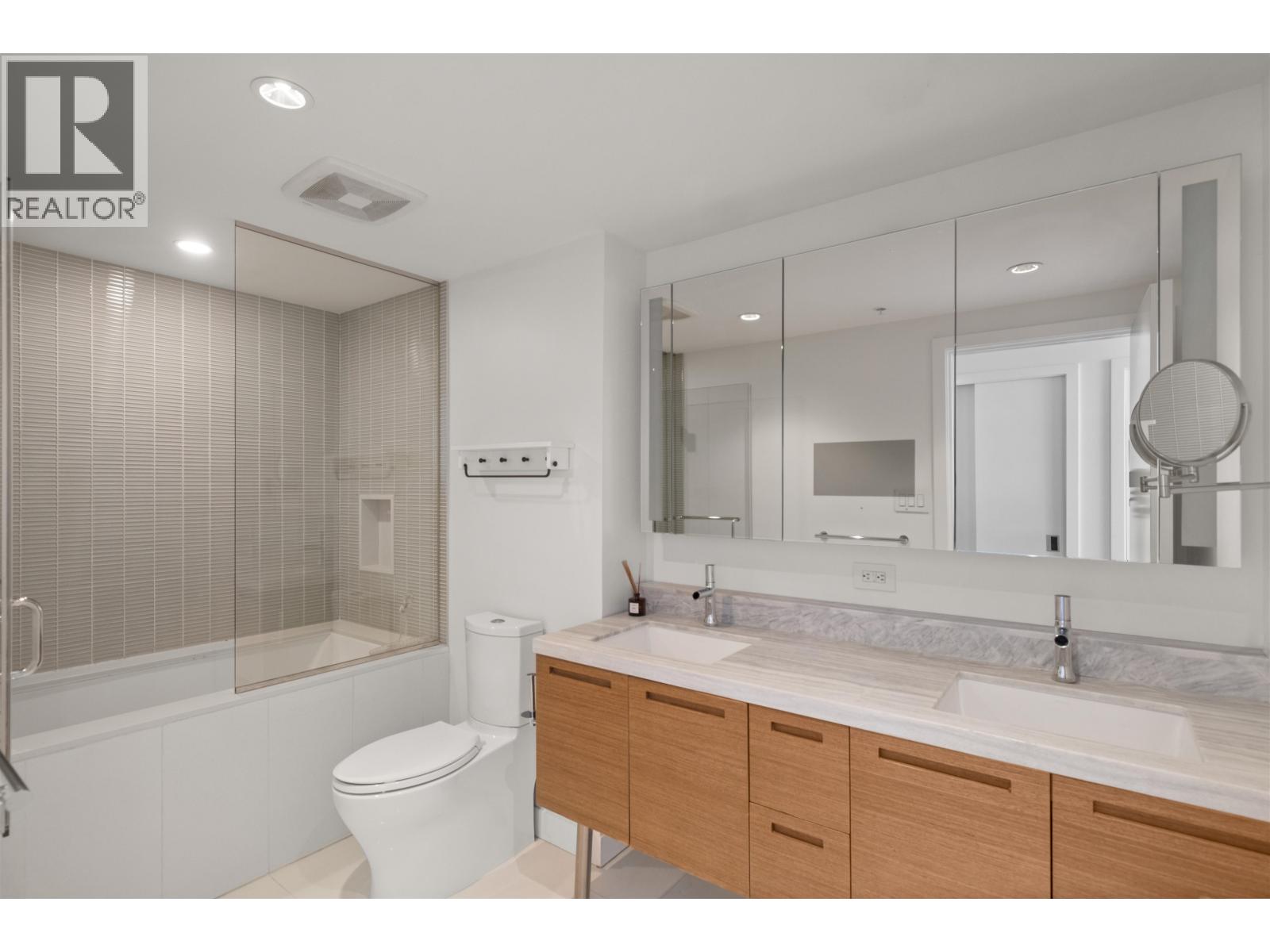 3511 777 Richards Street, Vancouver, British Columbia  V6B 0M6 - Photo 15 - R3108574