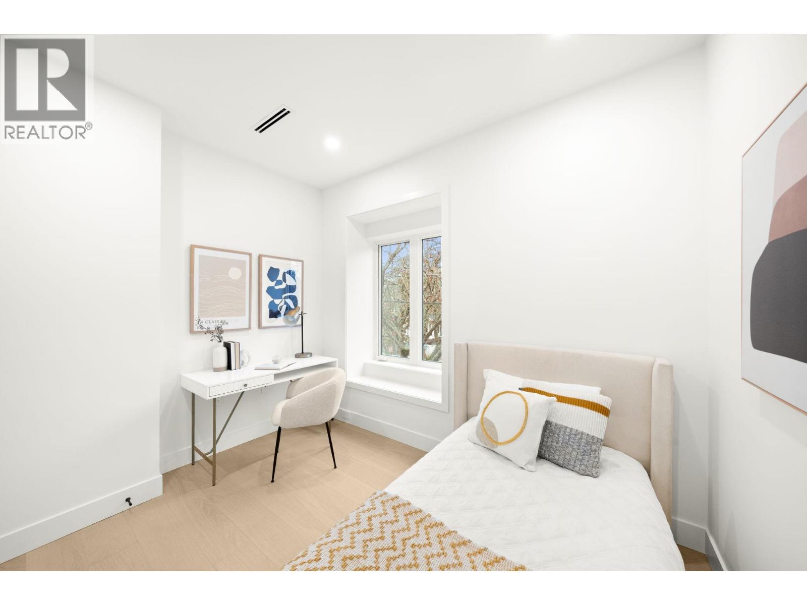 2965 Glen Drive, Vancouver, British Columbia  V5T 2P1 - Photo 23 - R3108593