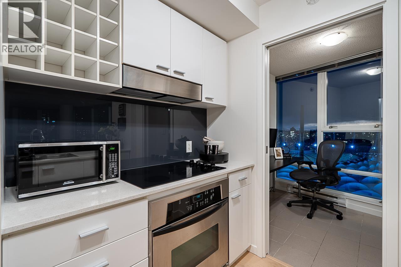 2803 111 W Georgia Street, Vancouver, British Columbia  V6B 1T8 - Photo 5 - R3108600