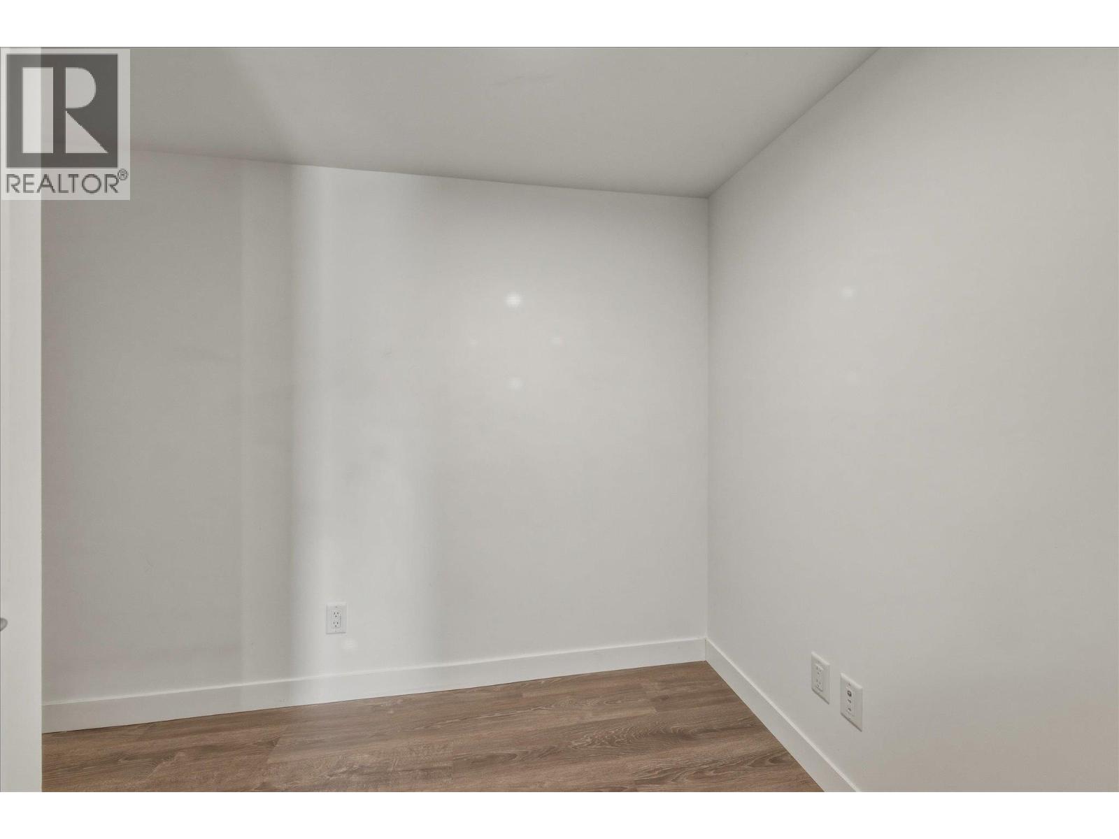 411 1365 Pemberton Avenue, Squamish, British Columbia  V8B 1B7 - Photo 14 - R3108607