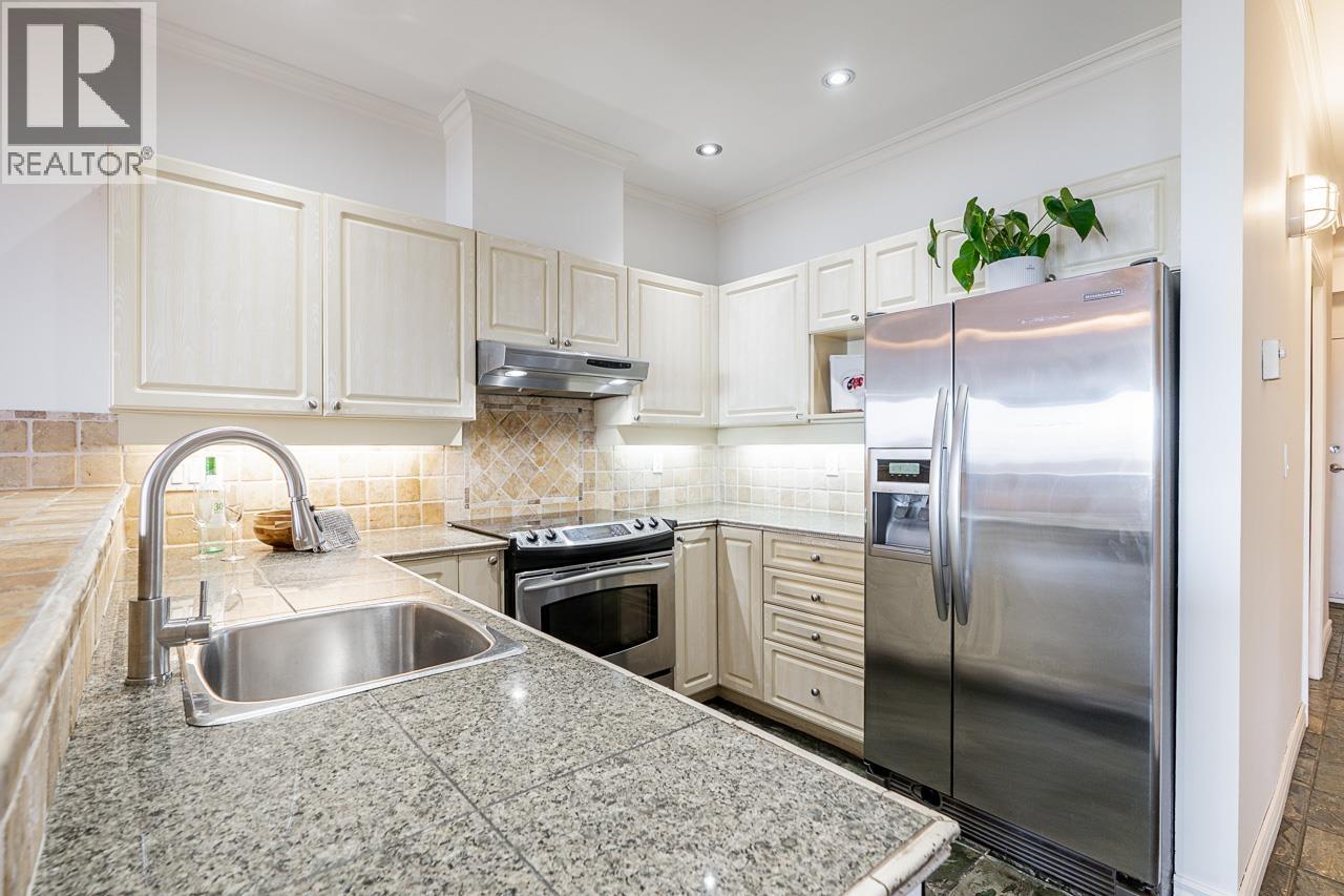 107 1120 Tsatsu Shores Drive, Delta, British Columbia V4M 4G3 - Photo 11 - R3108611