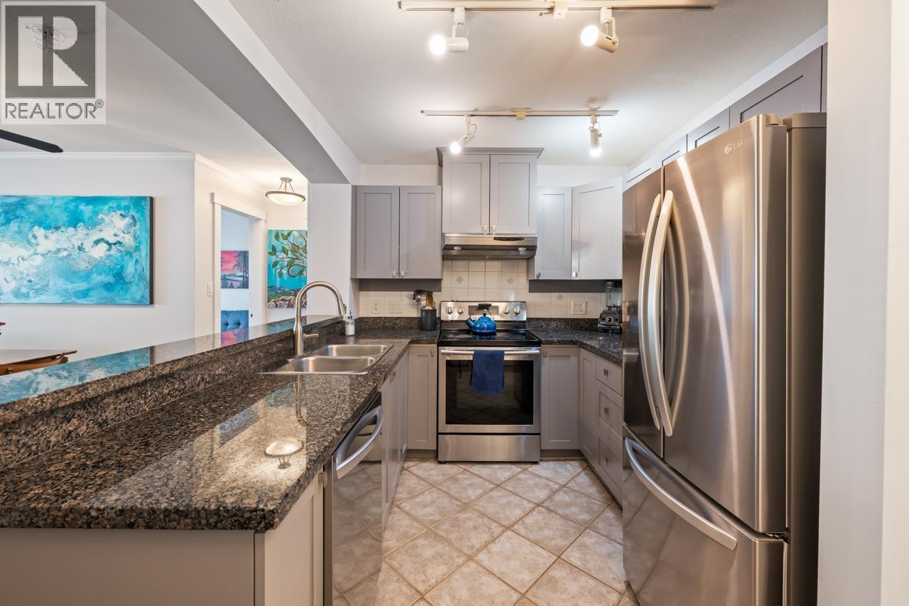 310 1428 Parkway Boulevard, Coquitlam, British Columbia V3E 3L8 - Photo 5 - R3108630