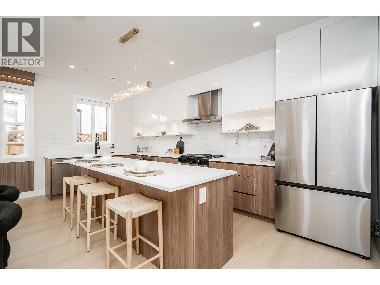 101 1619 Manning Avenue, Port Coquitlam, British Columbia  V3B 1K7 - Photo 10 - R3108632