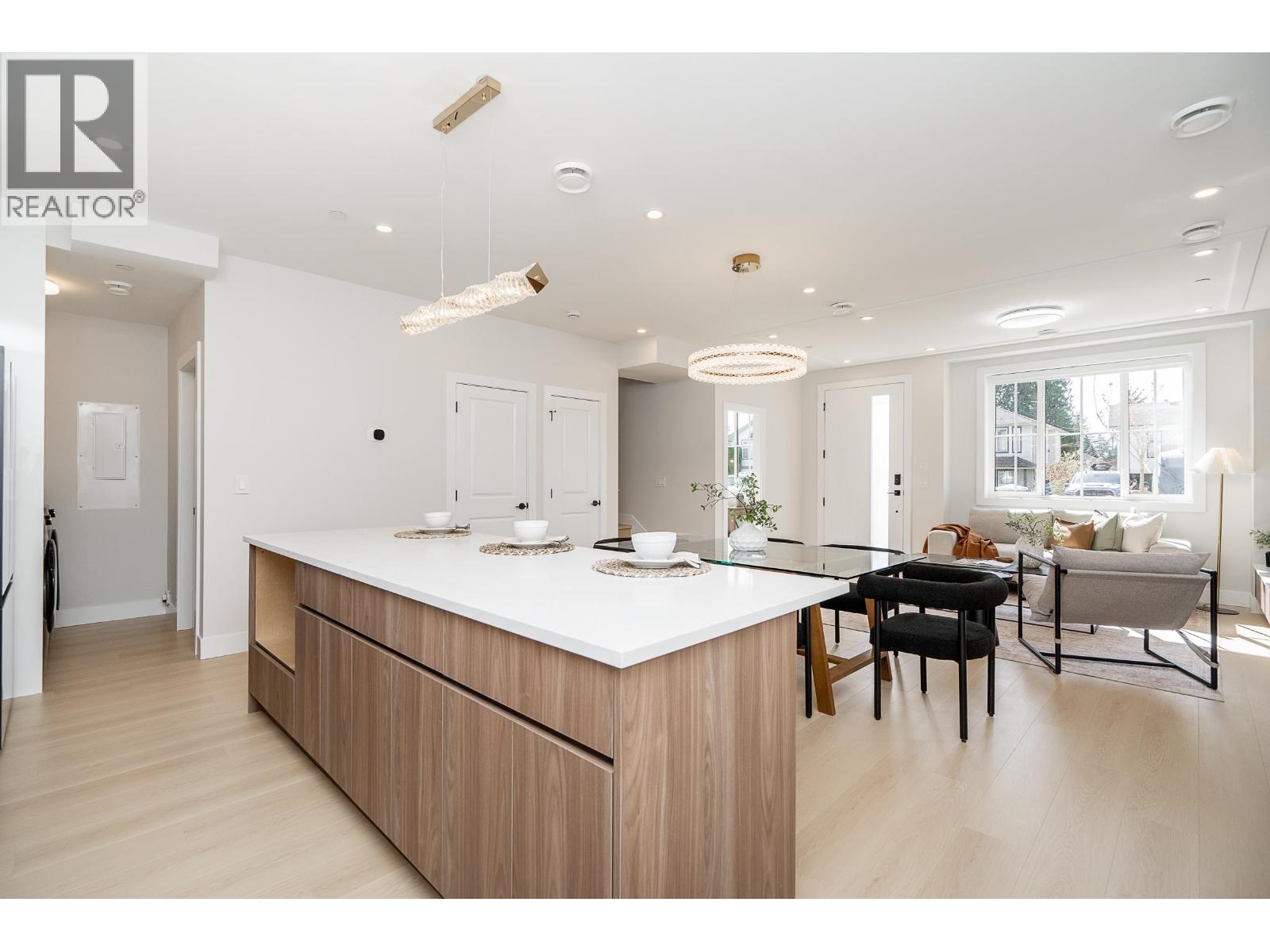 101 1619 Manning Avenue, Port Coquitlam, British Columbia  V3B 1K7 - Photo 15 - R3108632