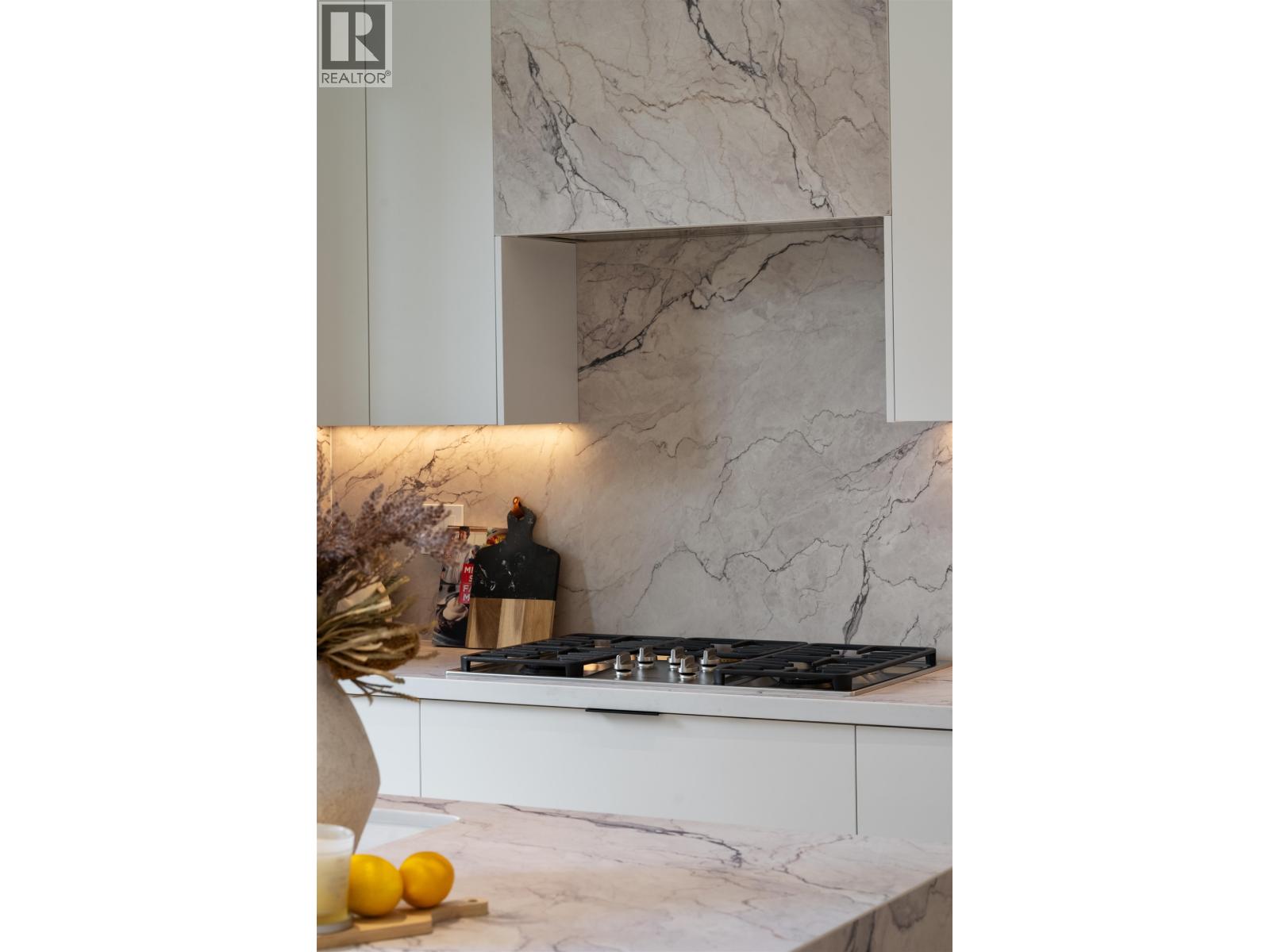 2 240 E 37th Avenue, Vancouver, British Columbia  V5W 1E6 - Photo 7 - R3108645