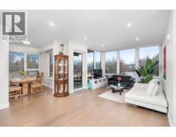 220 1870 DOWAD DRIVE, Squamish, British Columbia