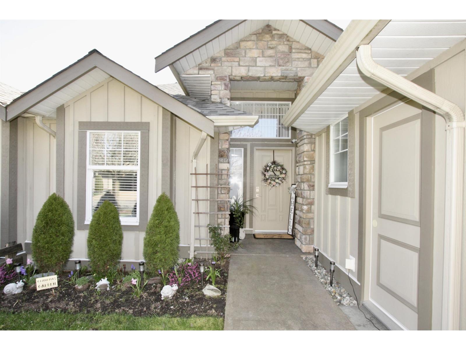 8 3348 Mt Lehman Road, Abbotsford, British Columbia  V4X 2M9 - Photo 3 - R3108333