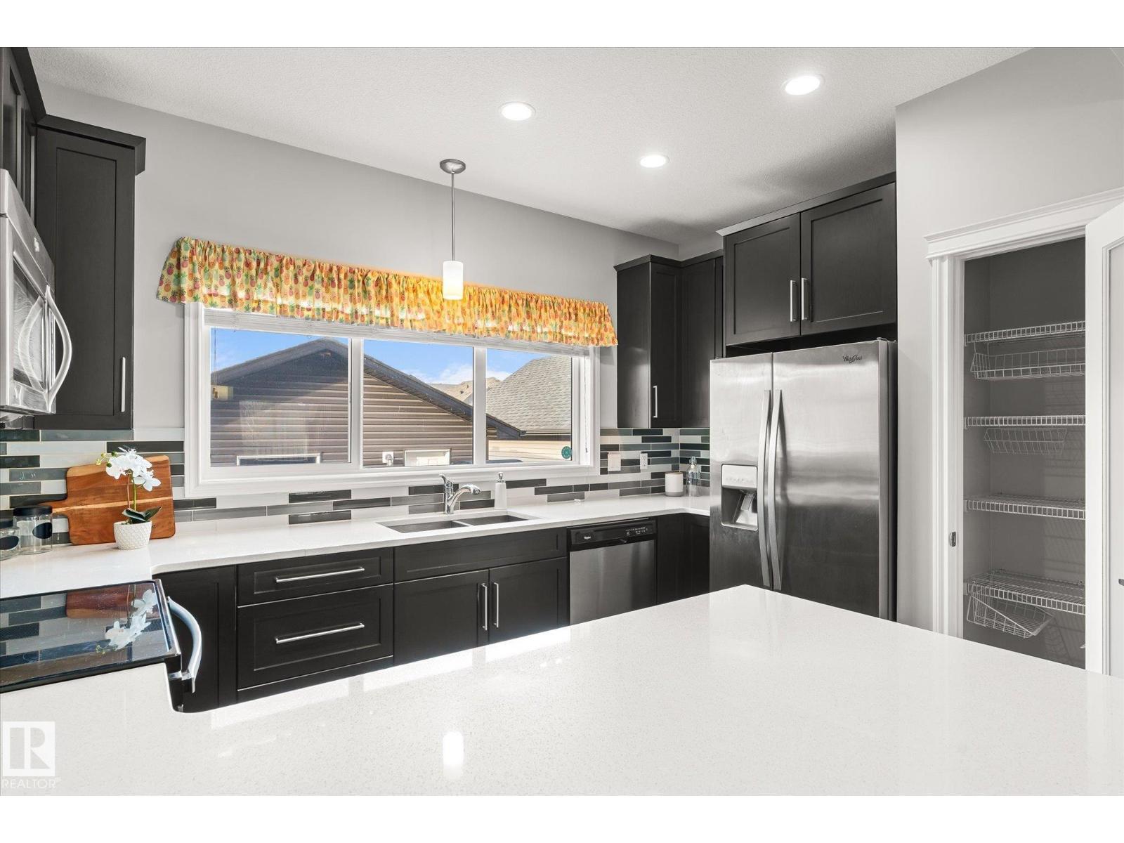 17630 61a St Nw, Edmonton, Alberta  T5Y 0K8 - Photo 10 - E4479176