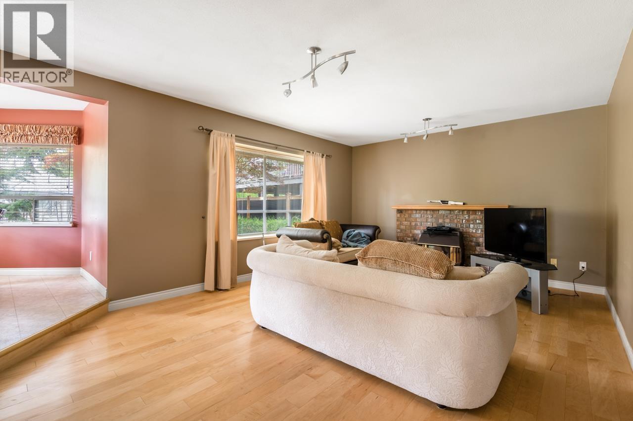 35 Wildwood Drive, Port Moody, British Columbia  V3H 4M5 - Photo 17 - R3108644