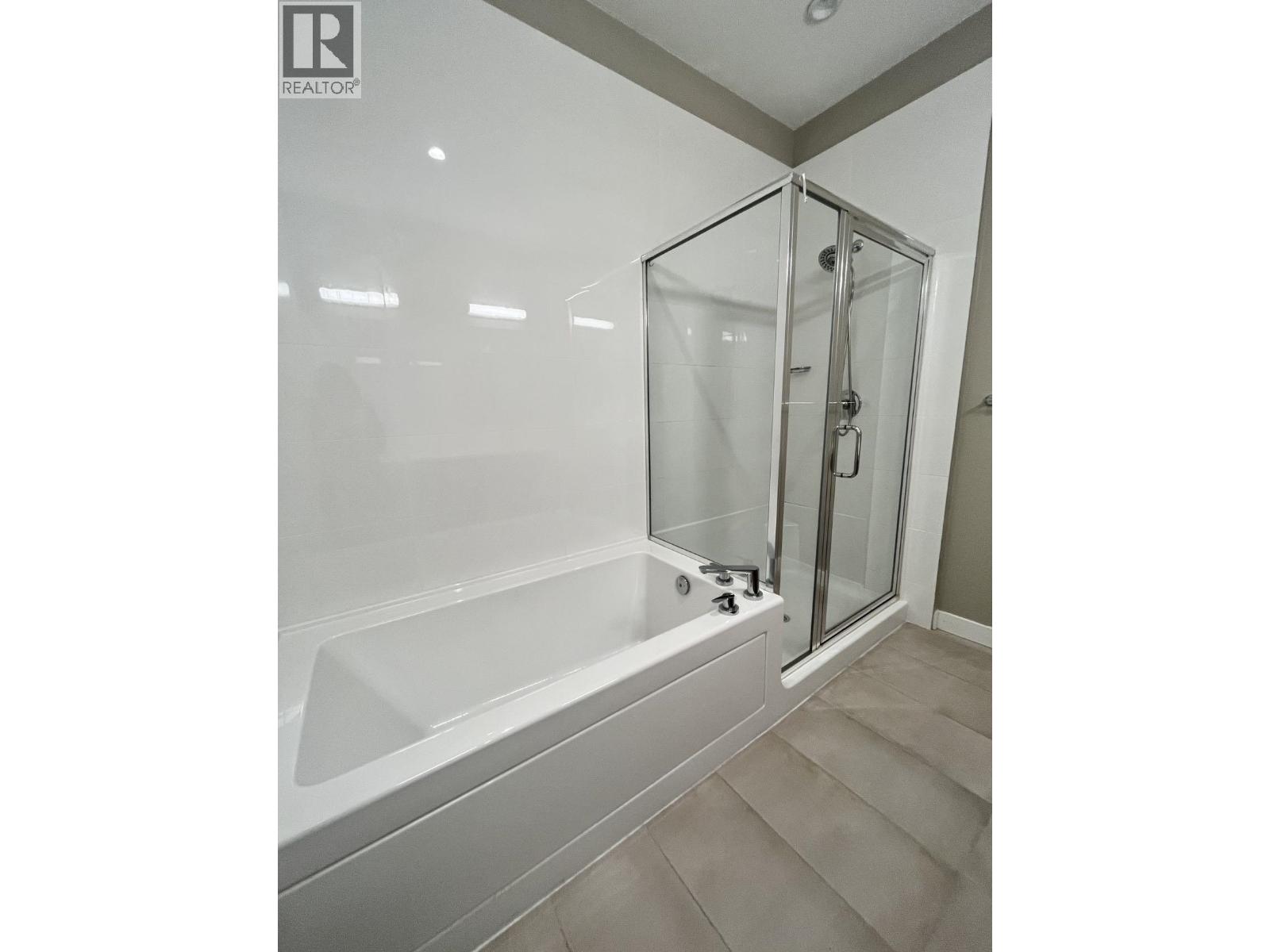 105 3581 Ross Drive, Vancouver, British Columbia  V6S 0K5 - Photo 9 - R3108655