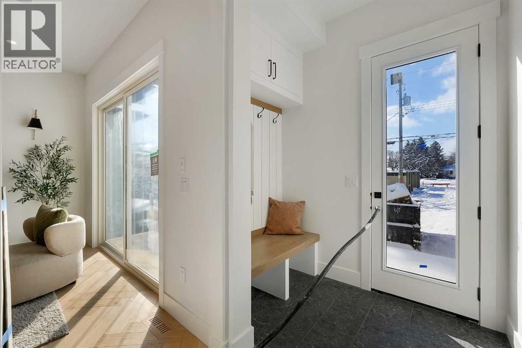 2413 25 Avenue Nw, Calgary, Alberta  T2M 2C6 - Photo 16 - A2286319