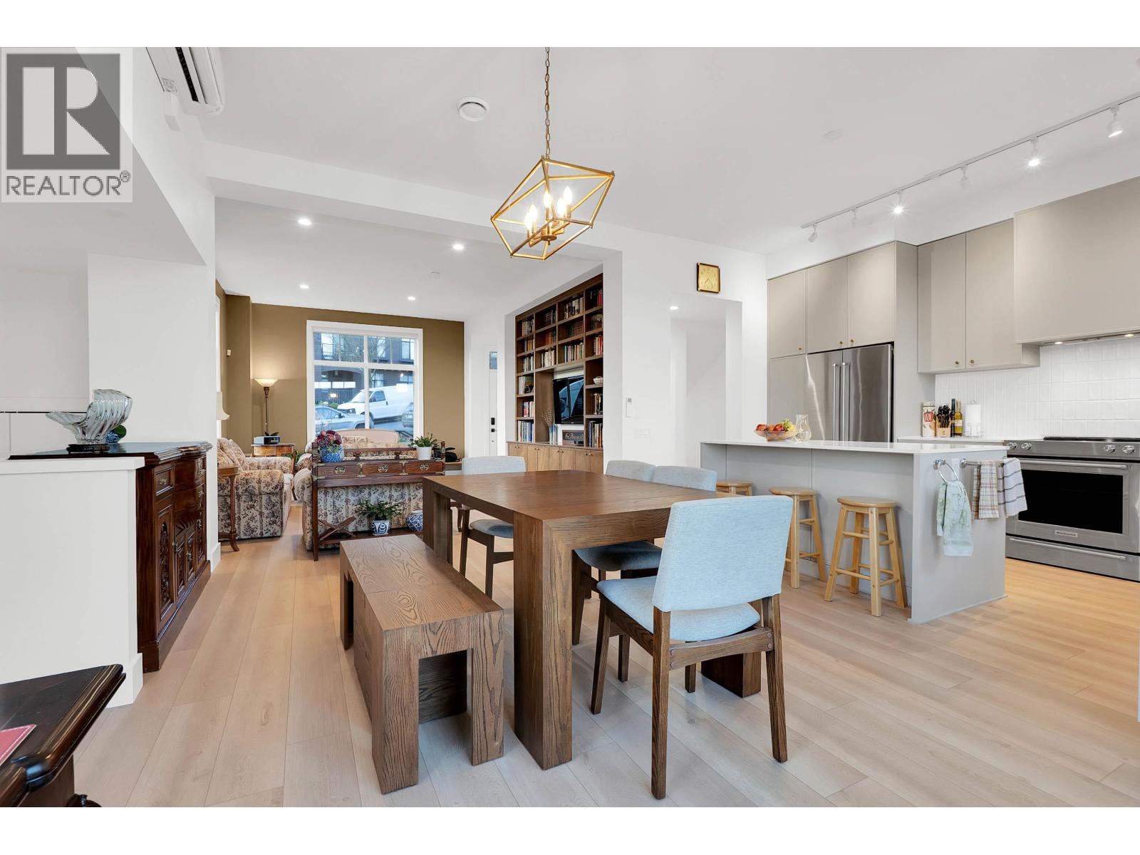 101 1331 Olmsted Street, Coquitlam, British Columbia  V3E 0T3 - Photo 25 - R3107485