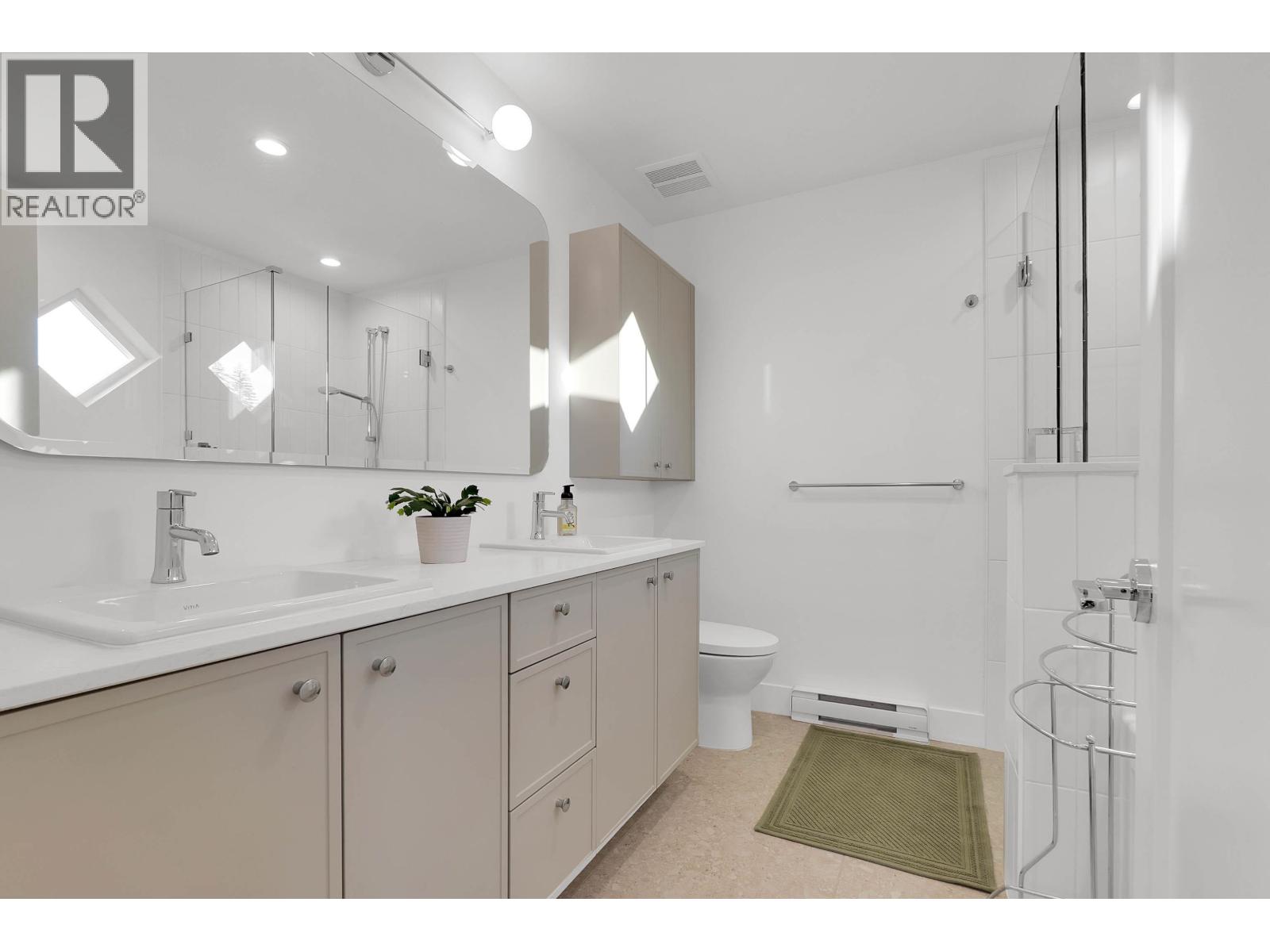 101 1331 Olmsted Street, Coquitlam, British Columbia  V3E 0T3 - Photo 11 - R3107485