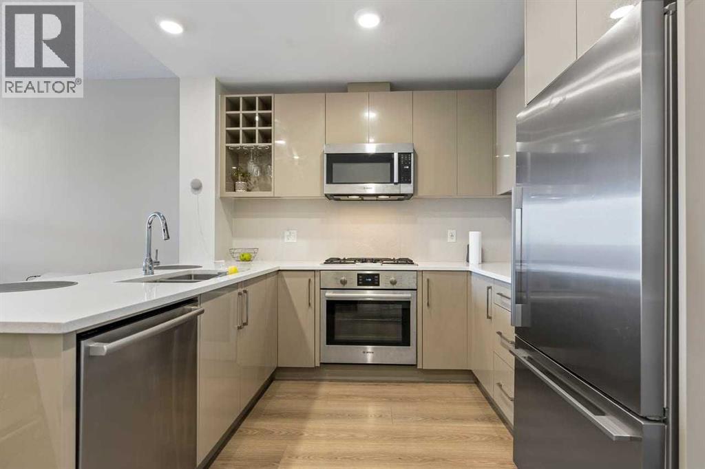 209, 301 10 Street NW, Calgary, Alberta  T2N 1V5 - Photo 3 - A2299630