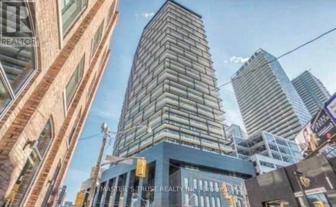 810 - 125 Peter Street, Toronto, Ontario  M5V 2H3 - Photo 1 - C12972752