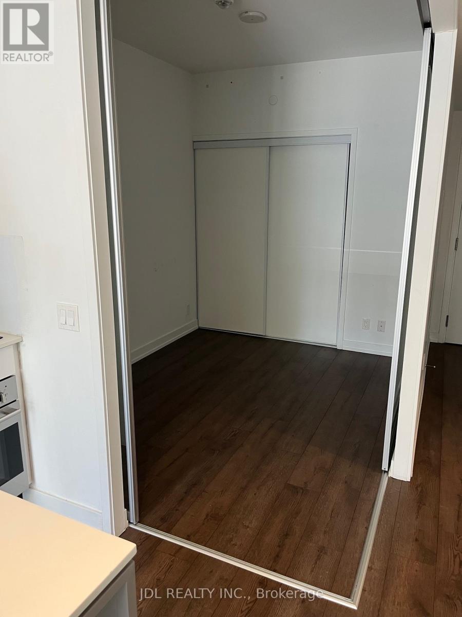 812 - 33 Helendale Avenue, Toronto, Ontario  M4R 1C5 - Photo 6 - C12972762