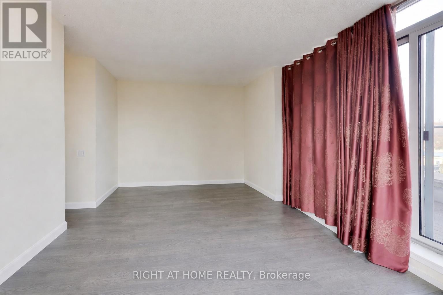 Th07 - 25 Singer Court, Toronto, Ontario  M2K 0B3 - Photo 10 - C12972848