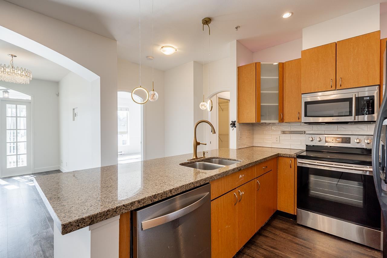 211 33485 South Fraser Way, Abbotsford, British Columbia  V2S 8P9 - Photo 6 - R3108705