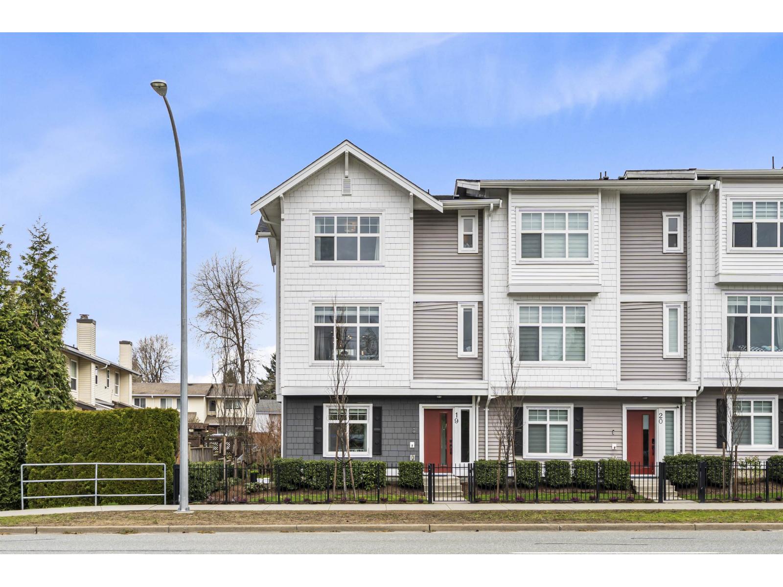 19 2033 MCKENZIE ROAD, Abbotsford, British Columbia