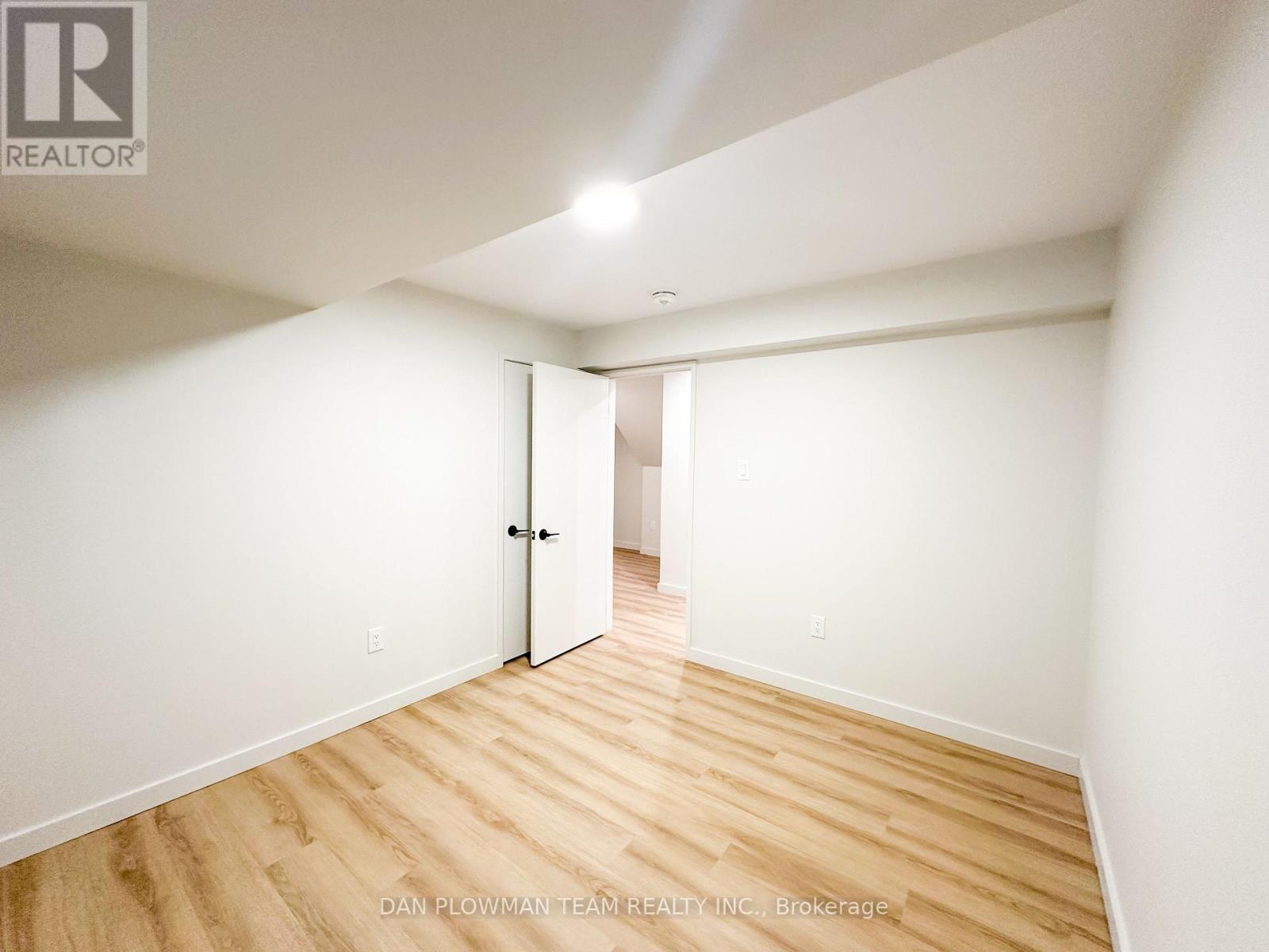 Bsmt - 813 Groveland Avenue, Oshawa, Ontario  L1K 0C3 - Photo 10 - E12972772