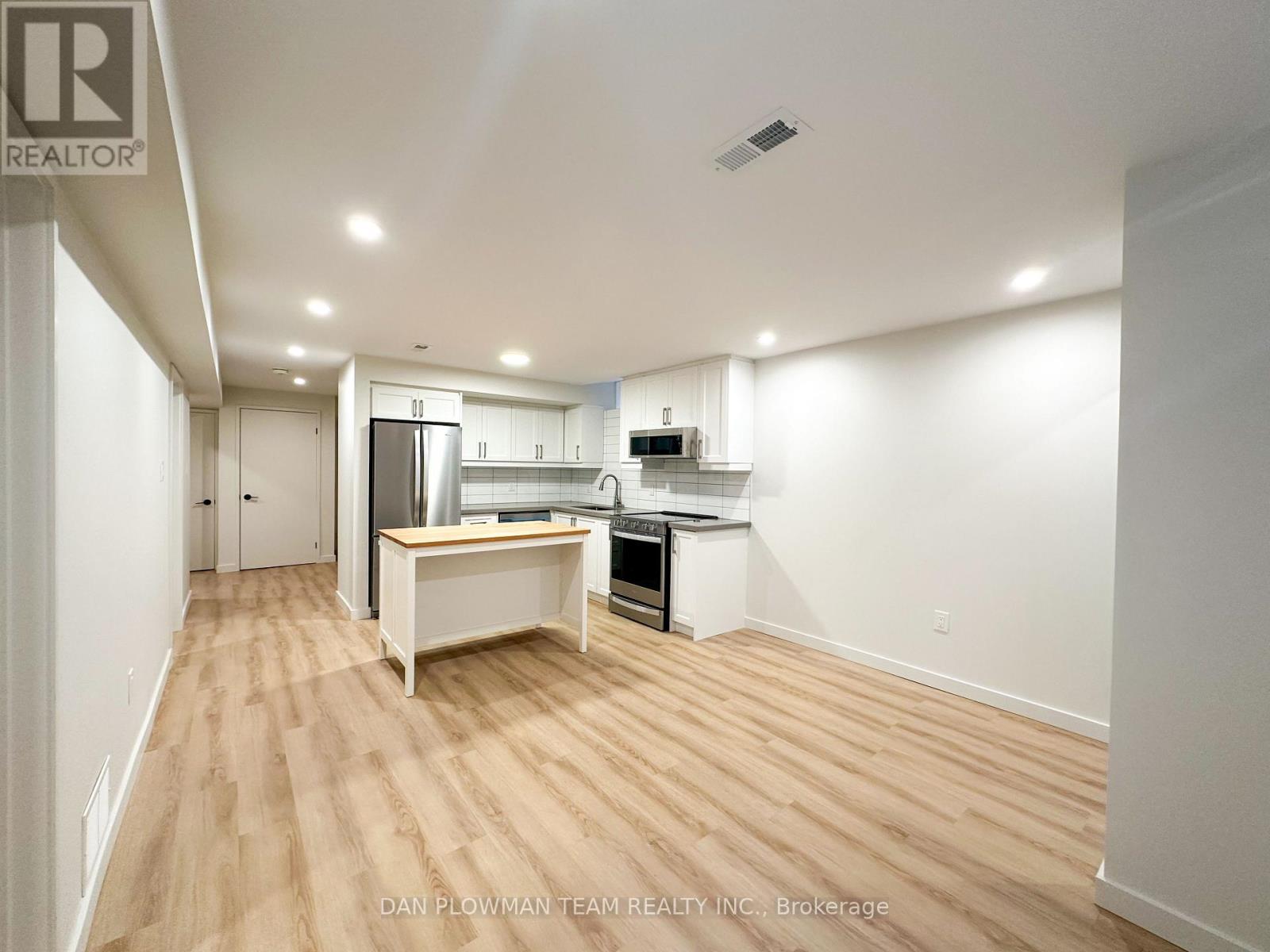 Bsmt - 813 Groveland Avenue, Oshawa, Ontario  L1K 0C3 - Photo 2 - E12972772