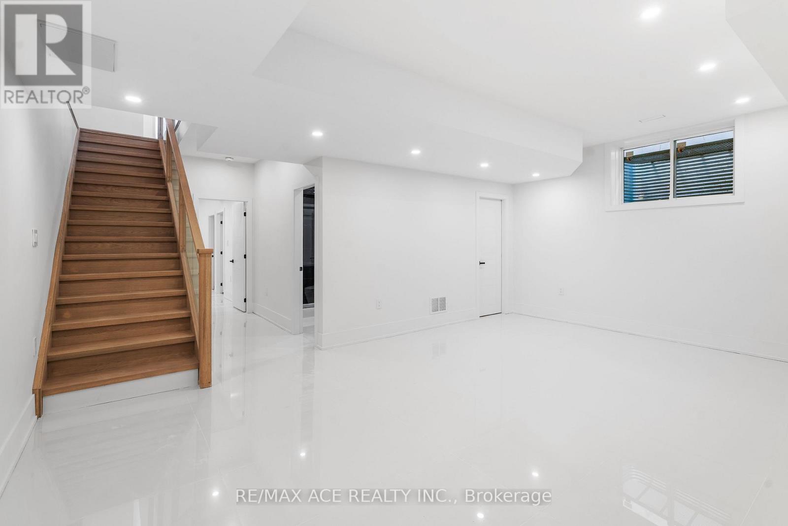 5 Larwood Boulevard, Toronto, Ontario  M1M 2M5 - Photo 23 - E12972778