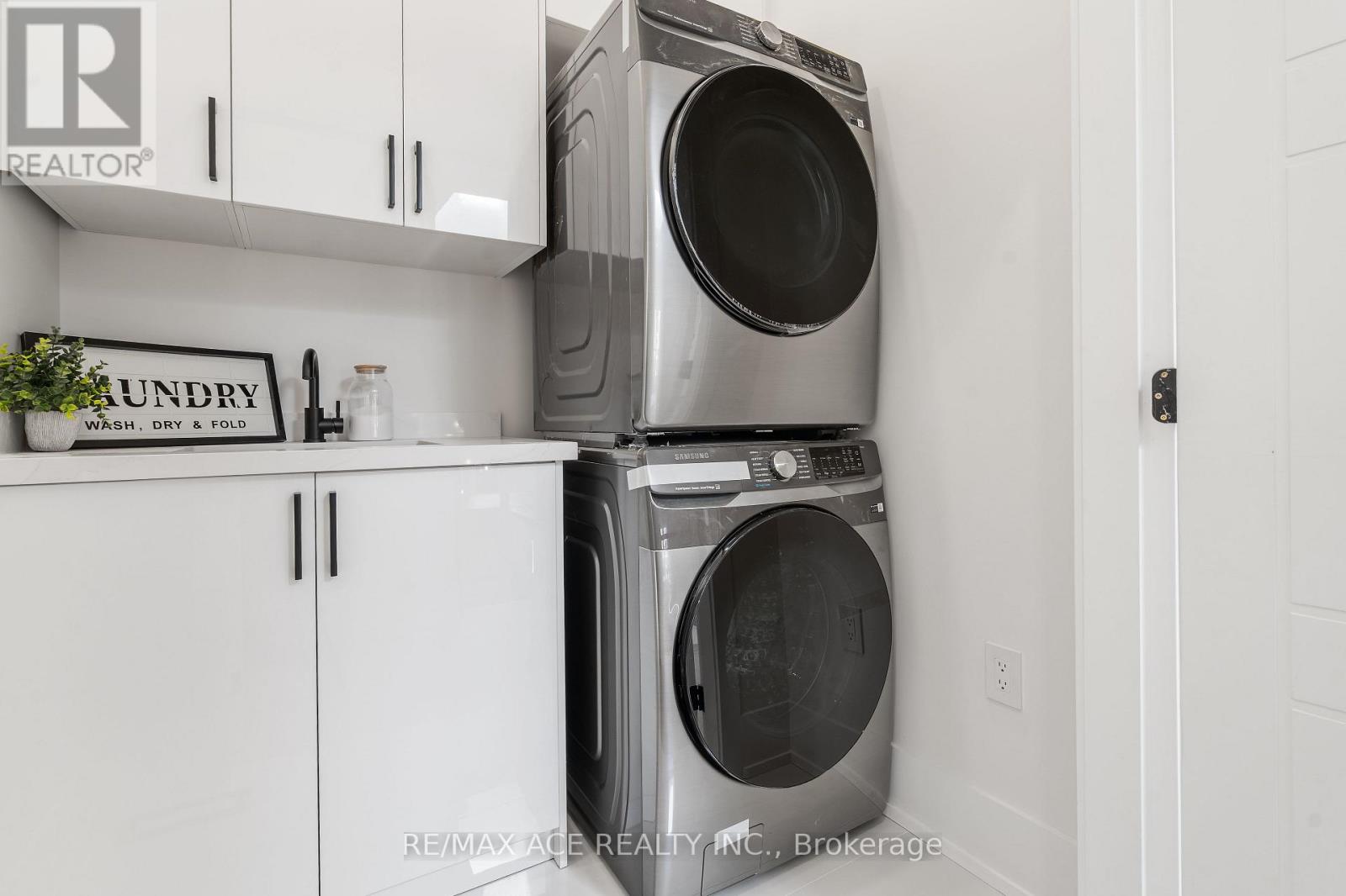 5 Larwood Boulevard, Toronto, Ontario  M1M 2M5 - Photo 44 - E12972778