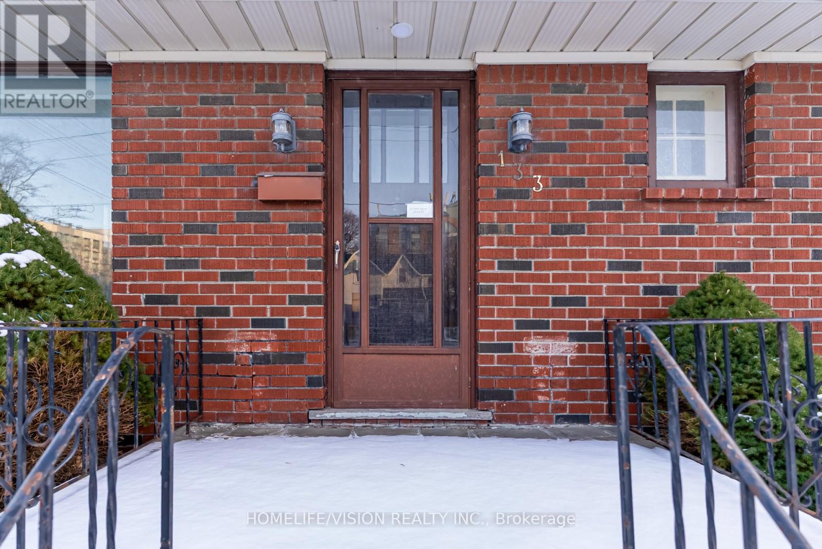 133 Mary Street E, Whitby, Ontario  L1N 2P3 - Photo 6 - E12972862