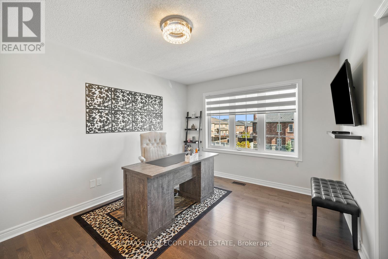 68 Inverness Way, Bradford West Gwillimbury, Ontario  L3Z 0W5 - Photo 29 - N12972822