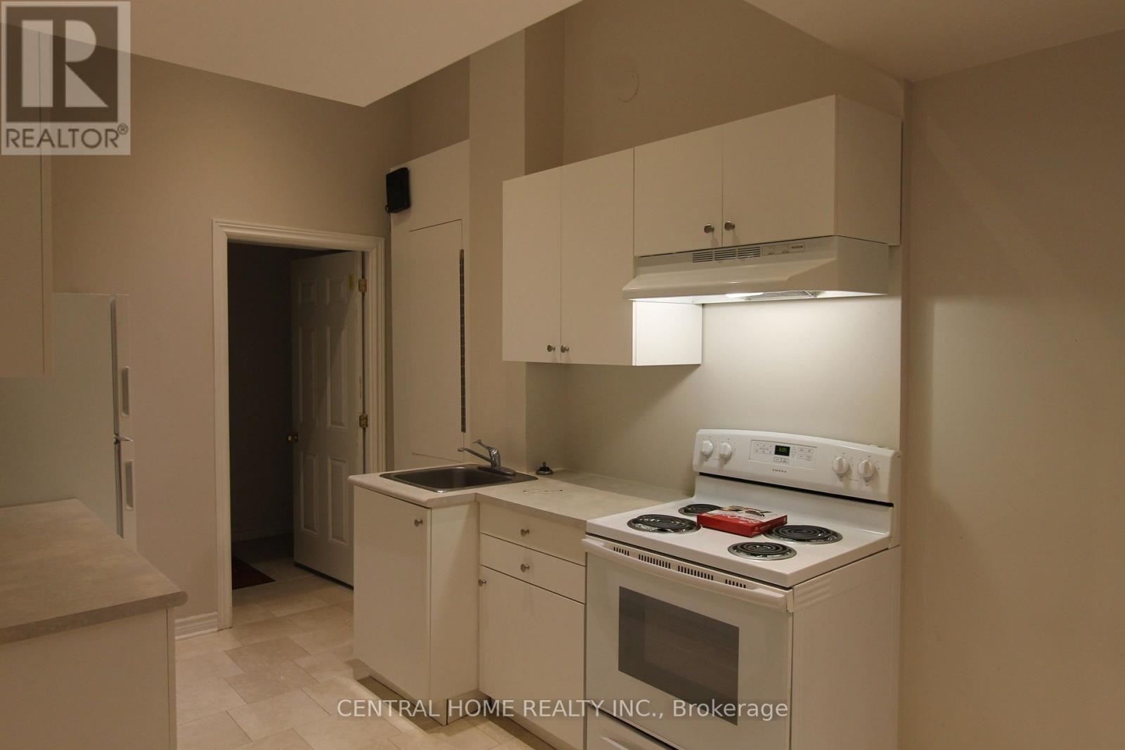 73 Headwater Crescent, Richmond Hill, Ontario  L4E 0T2 - Photo 11 - N12972852