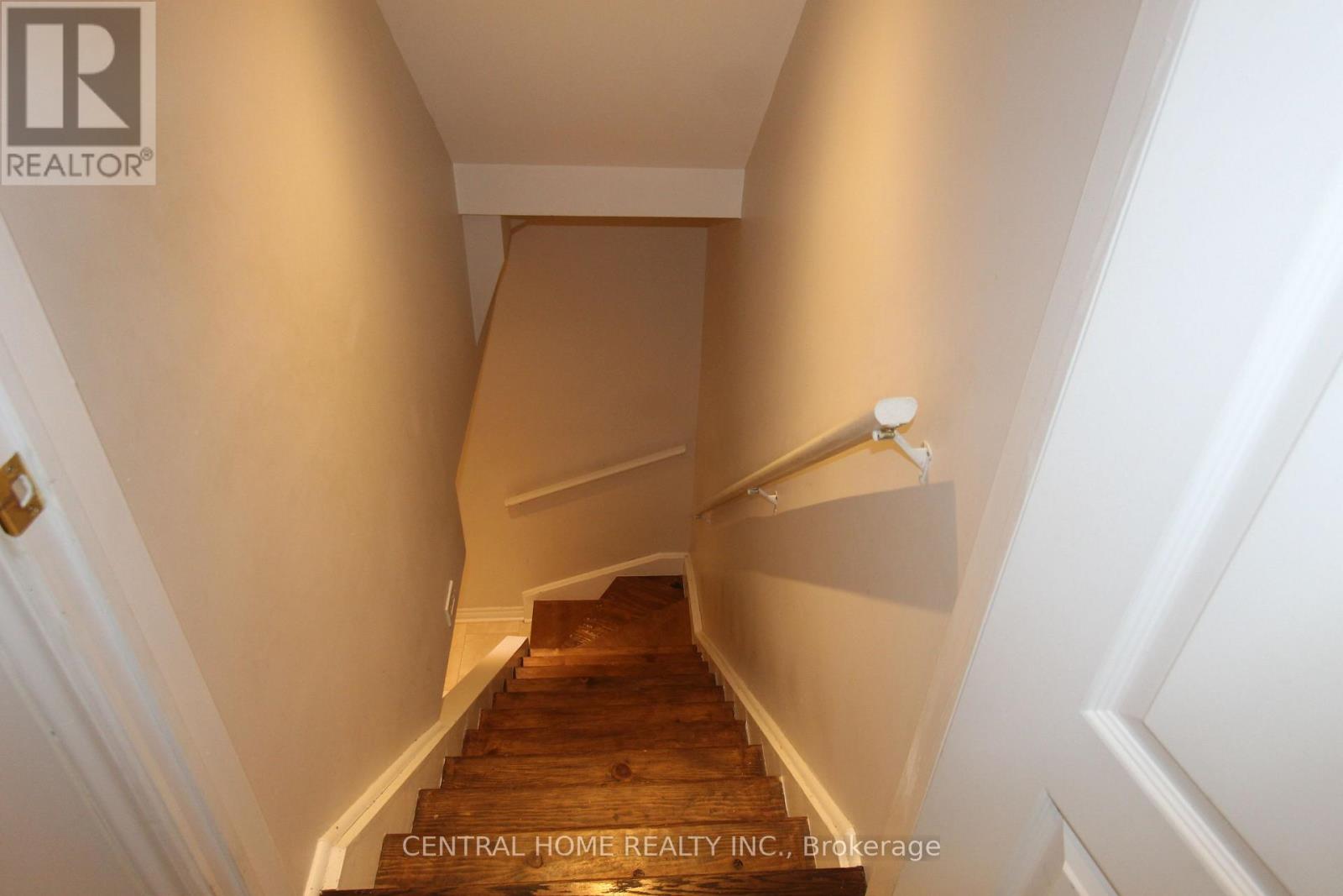 73 Headwater Crescent, Richmond Hill, Ontario  L4E 0T2 - Photo 9 - N12972852